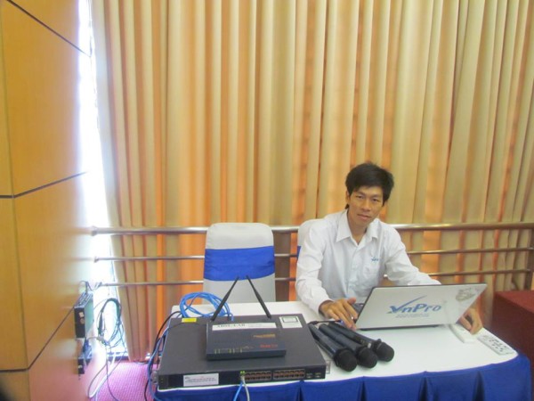 970229_419437794836153_1652232903_n